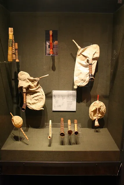 Tsampouna (bagpipe)